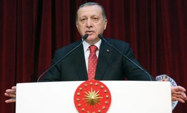 Cumhurbaşkanı Erdoğan: Çıkarını ülkesinin önünde tutan AK Parti'de yönetici olamaz