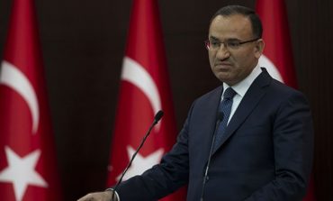 Başbakan Yardımcısı Bozdağ: Türk milleti iyilik ve yardımlaşmada örnek ve lider bir ülke